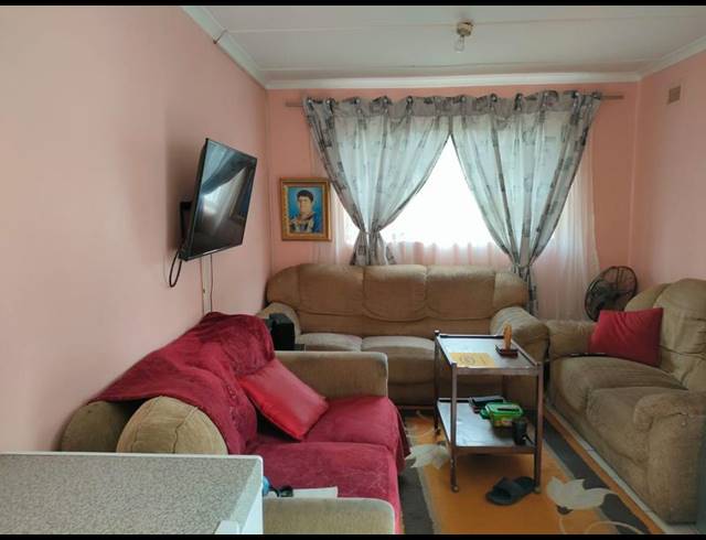 4 BEDROOM HOUSE FOR SALE IN ESCOMBE